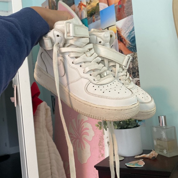 Nike high top - Picture 1 of 2